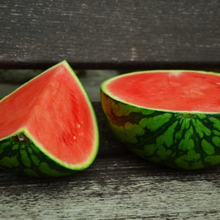 10 benefici dell’anguria: il frutto dell’estate