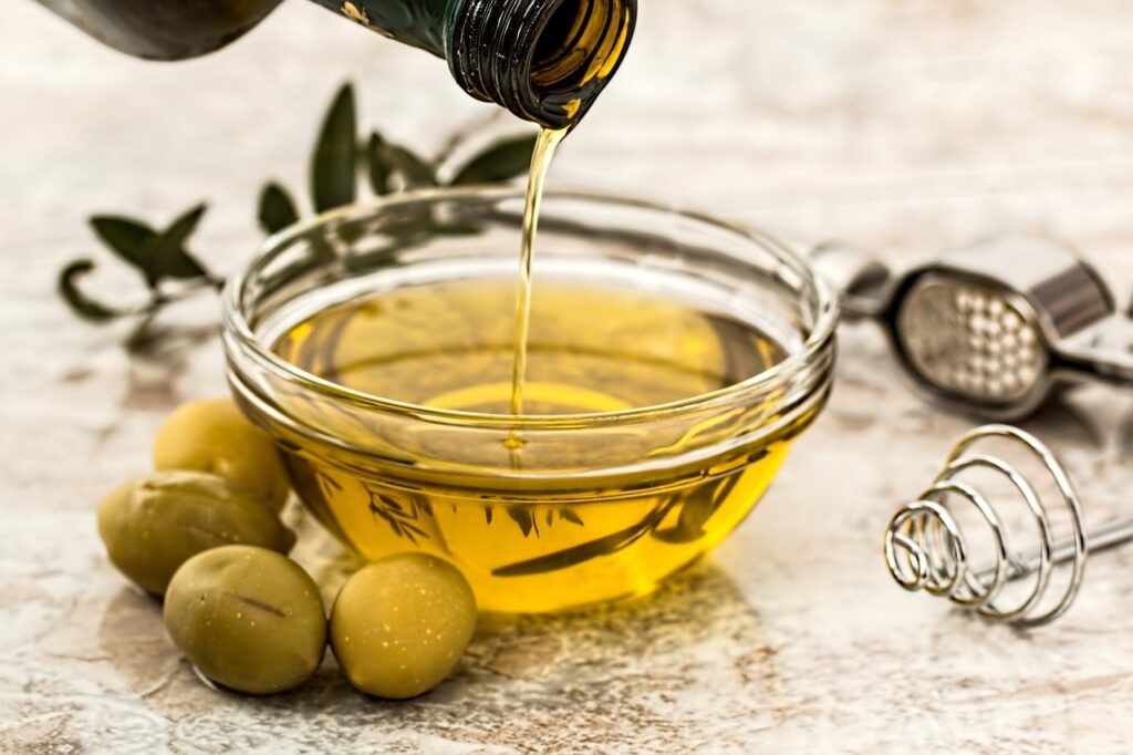 10 rimedi naturali per combattere la forfora: olio d'oliva