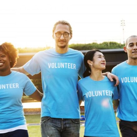 Viaggi di volontariato: 10 benefici per la salute