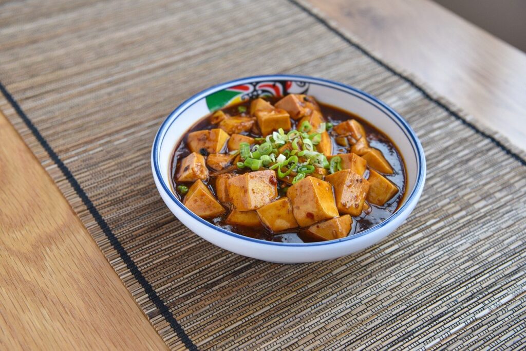 migliori ricette vegane piatto cinese seitan alle mandorle con salsa di soia tofu alle mandorle