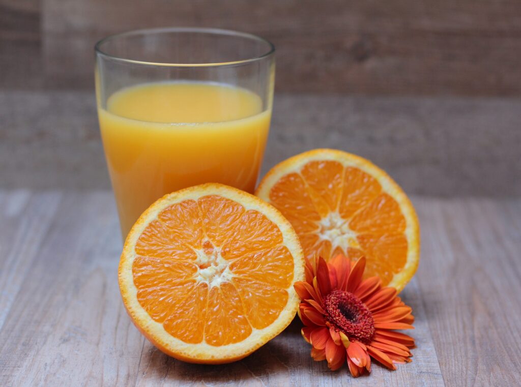 Rimedi naturali per curare la cistite: vitamina C