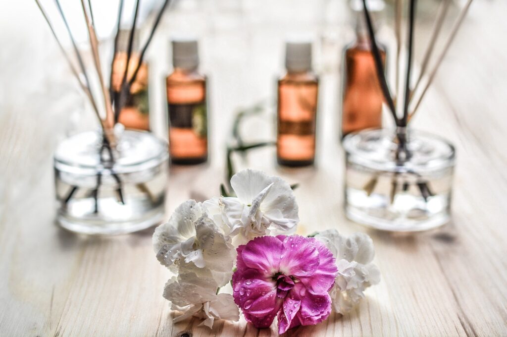 Rimedi naturali contro la stitichezza: aromaterapia