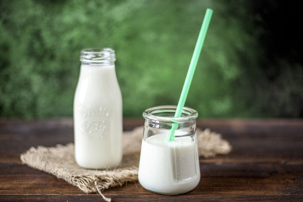 Rimedi naturali per la pancia gonfia: fermenti lattici o probiotici
